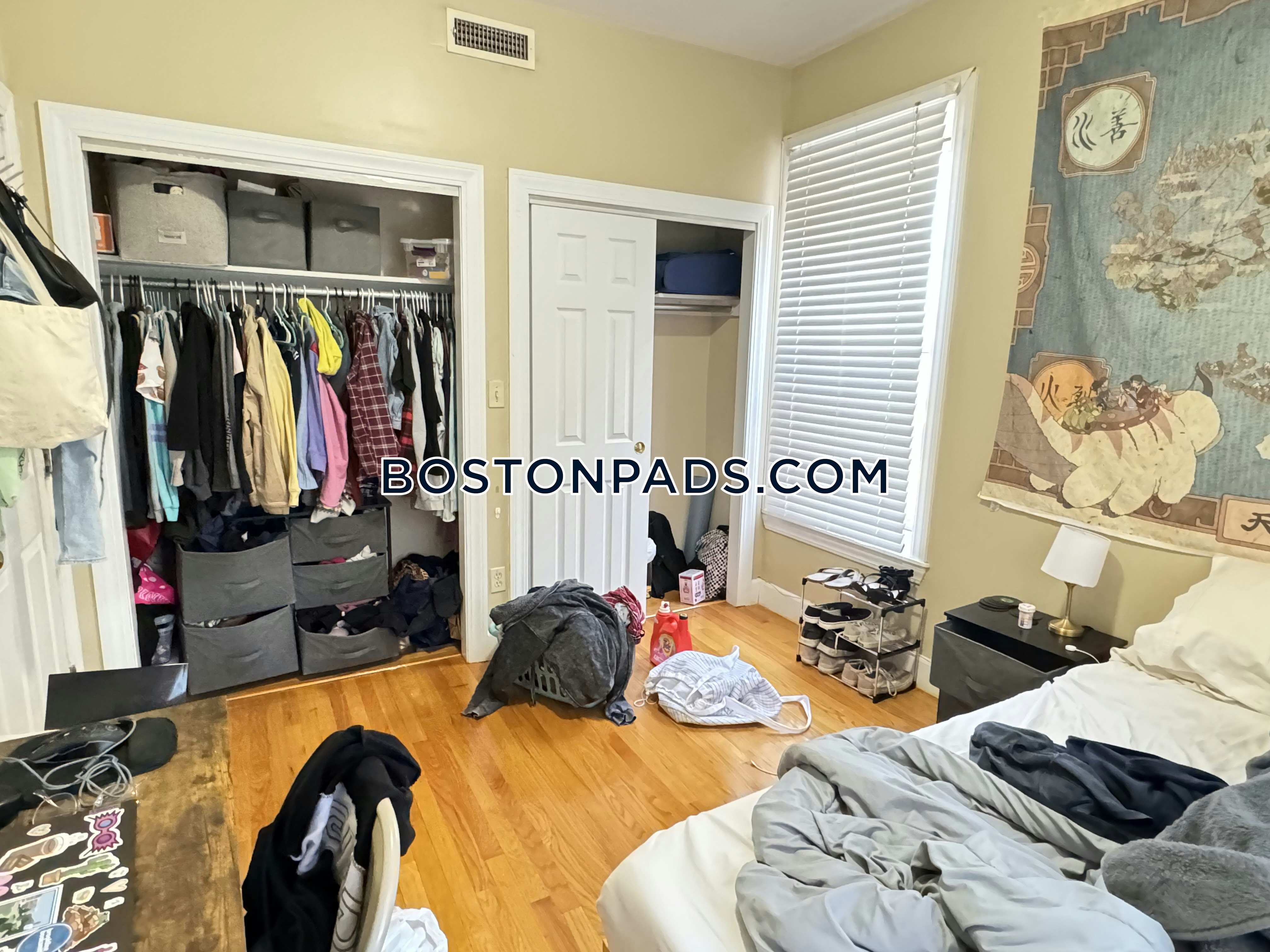 Boston - 2 Beds, 1 Baths