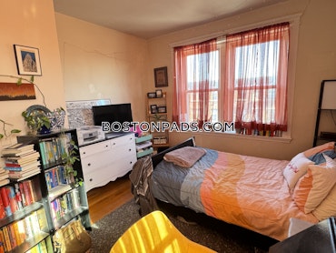 Boston - 2 Beds, 1 Baths