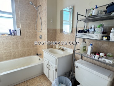 Boston - 2 Beds, 1 Baths