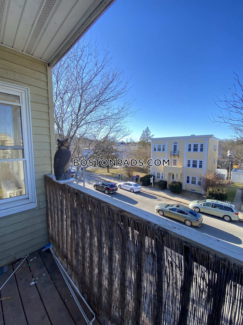 BOSTON - ROSLINDALE - 4 Beds, 1 Bath - Image 16