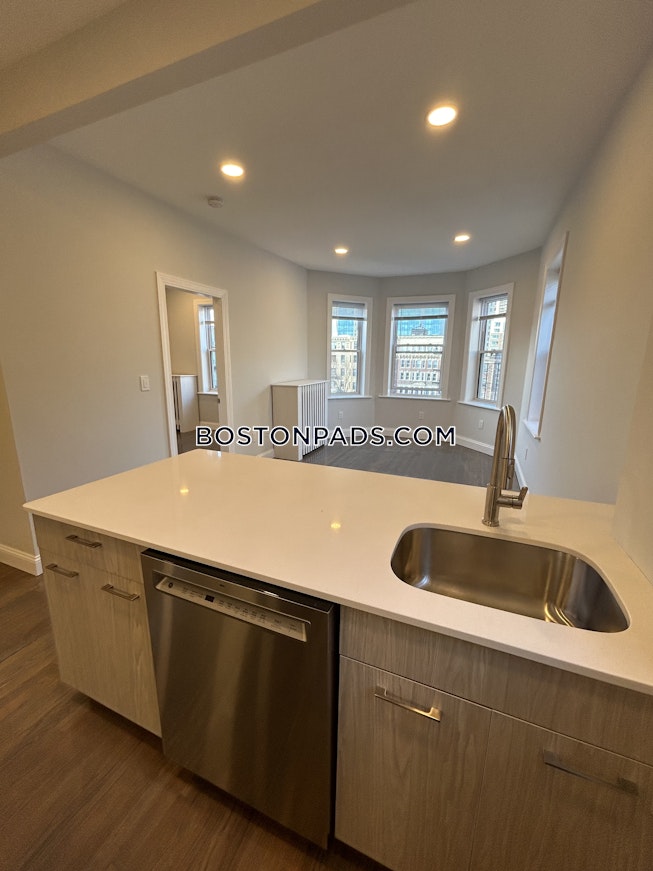 Boston - $3,150+ /mo