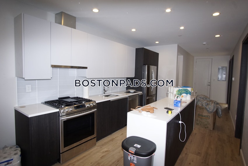 BOSTON - DORCHESTER/SOUTH BOSTON BORDER - 5 Beds, 3 Baths - Image 24