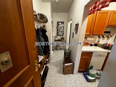 Fenway/kenmore 1 Bed 1 Bath Boston - $3,000 No Fee