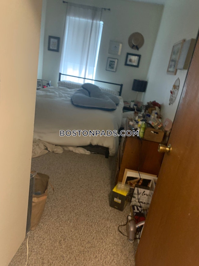 Boston - $3,000+ /mo
