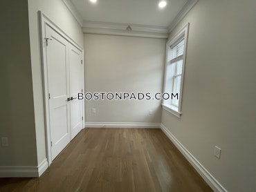 Boston - 2 Beds, 1 Baths