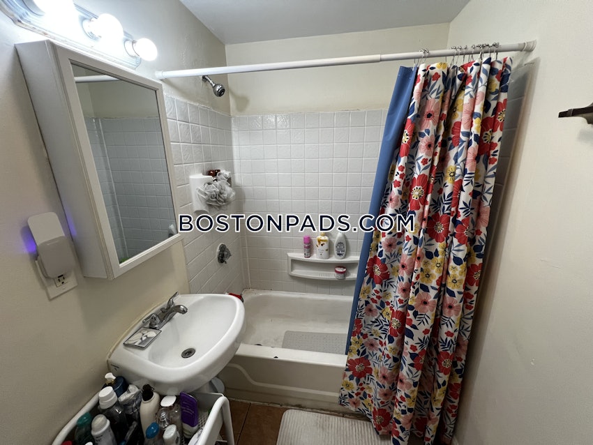 BOSTON - MISSION HILL - 2 Beds, 1 Bath - Image 7