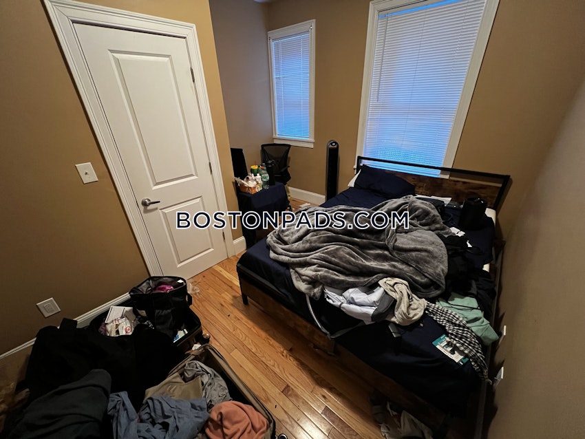 BOSTON - BRIGHTON - CLEVELAND CIRCLE - 5 Beds, 2 Baths - Image 20