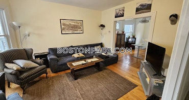 Boston - 6 Beds, 2.5 Baths