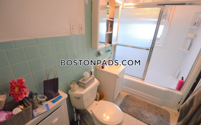 BOSTON - BRIGHTON - OAK SQUARE - 4 Beds, 2 Baths - Image 34