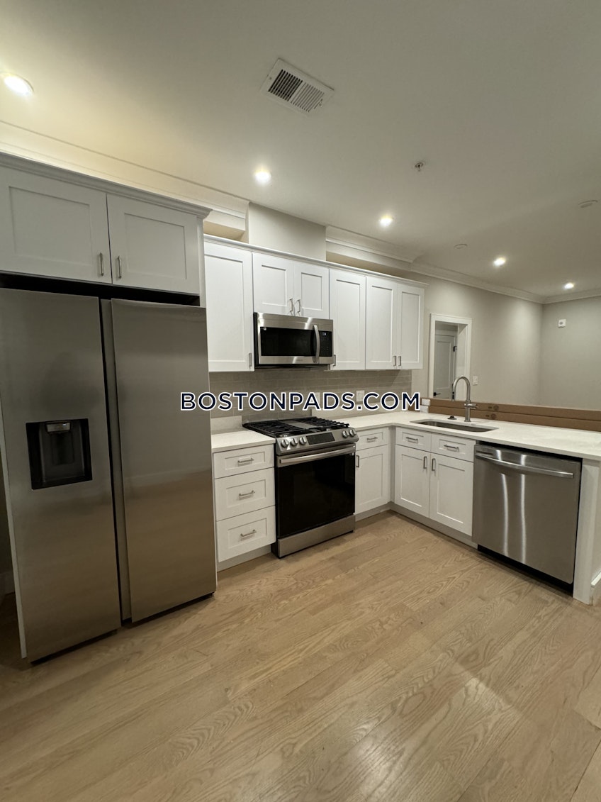 Boston - $5,150+ /month