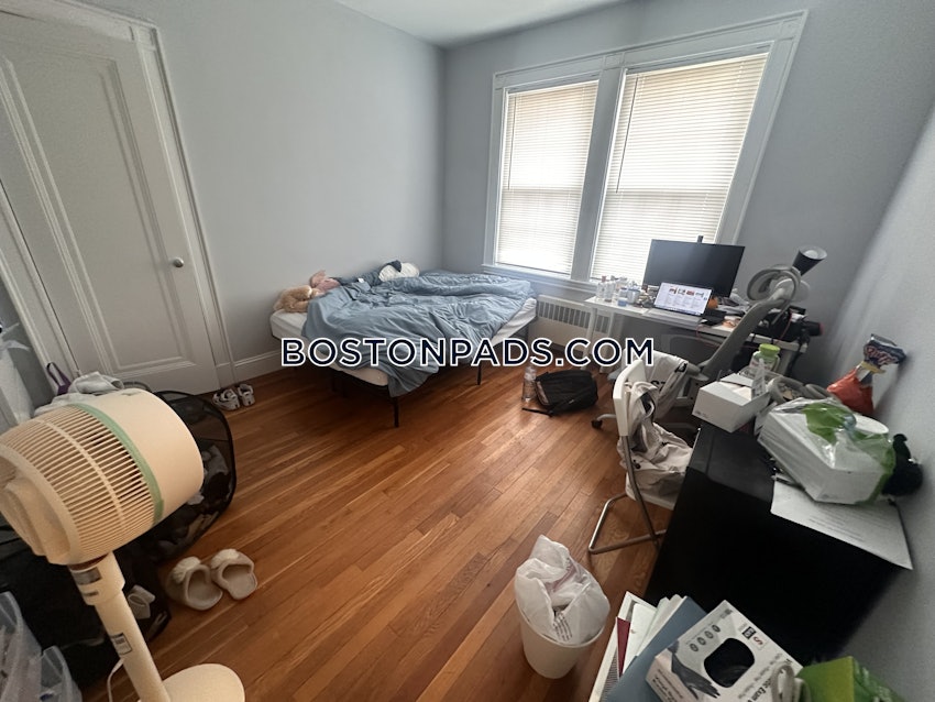 NEWTON - CHESTNUT HILL - 3 Beds, 1 Bath - Image 19