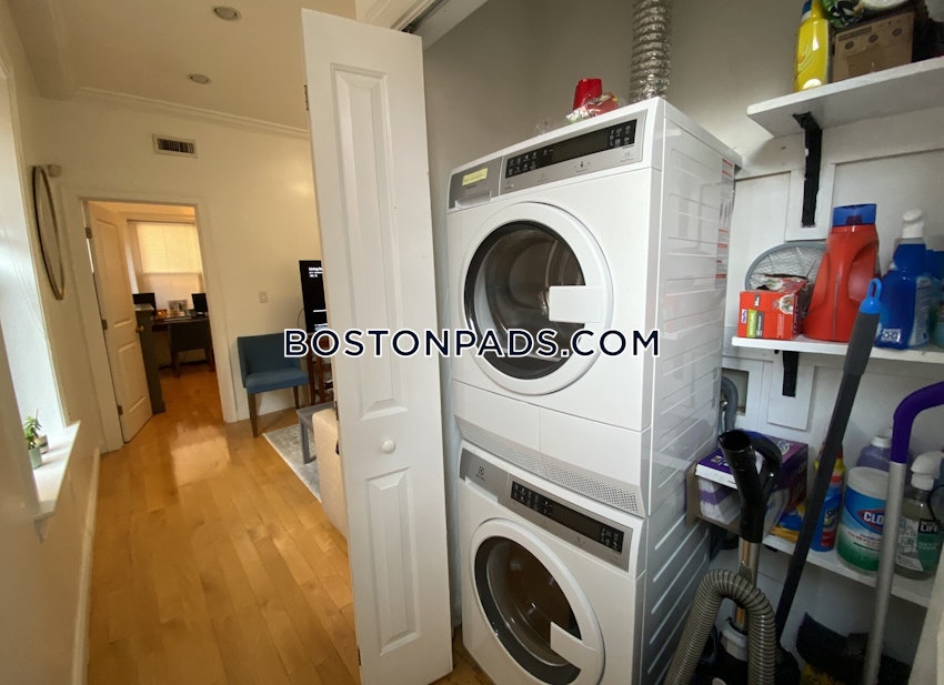 BOSTON - NORTH END - 2 Beds, 1 Bath - Image 13