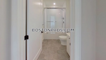 Boston - 5 Beds, 3 Baths