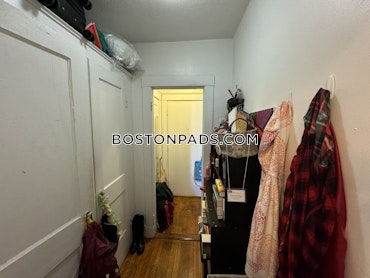 Boston - 0 Beds, 1 Baths