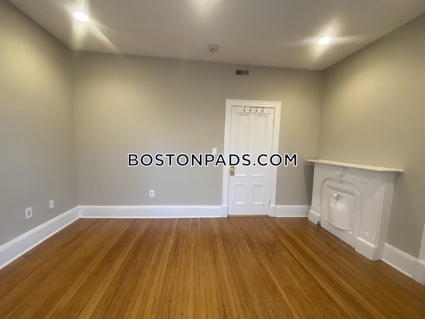 BOSTON - ROXBURY - 7 Beds, 2 Baths - Image 18