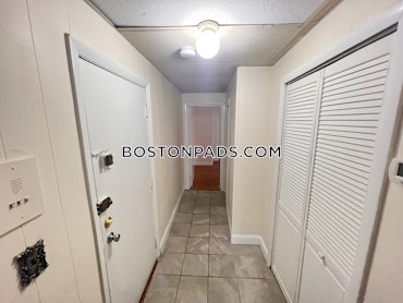 Boston - 2 Beds, 1 Baths