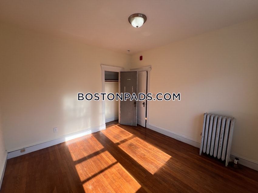 BOSTON - BRIGHTON- WASHINGTON ST./ ALLSTON ST. - 3 Beds, 1 Bath - Image 10