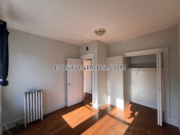 Boston - 3 Beds, 1 Baths