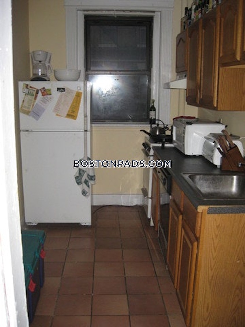 Boston - $3,000+ /month