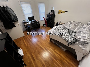 Boston - 3 Beds, 1 Baths