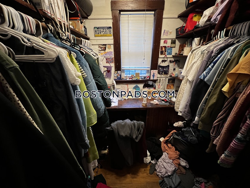 BOSTON - ALLSTON - 3 Beds, 1 Bath - Image 15