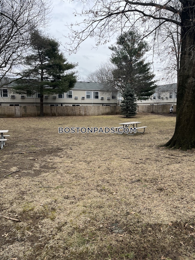 Boston - $3,795+ /mo