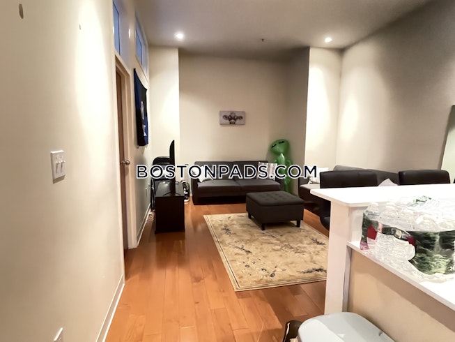 Boston - $1,925+ /mo