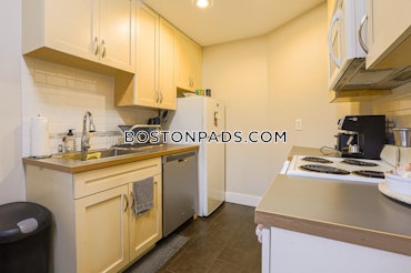 Boston - 3 Beds, 1 Baths