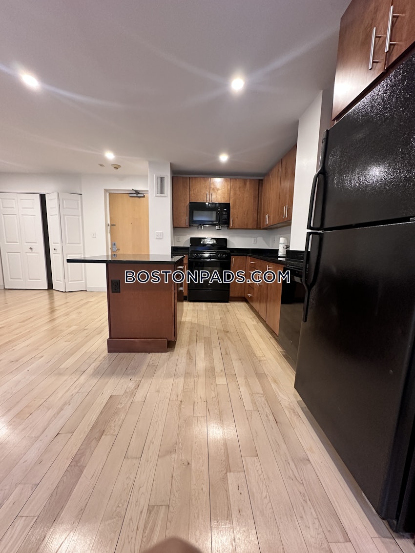 BOSTON - BRIGHTON- WASHINGTON ST./ ALLSTON ST. - 3 Beds, 1 Bath - Image 17