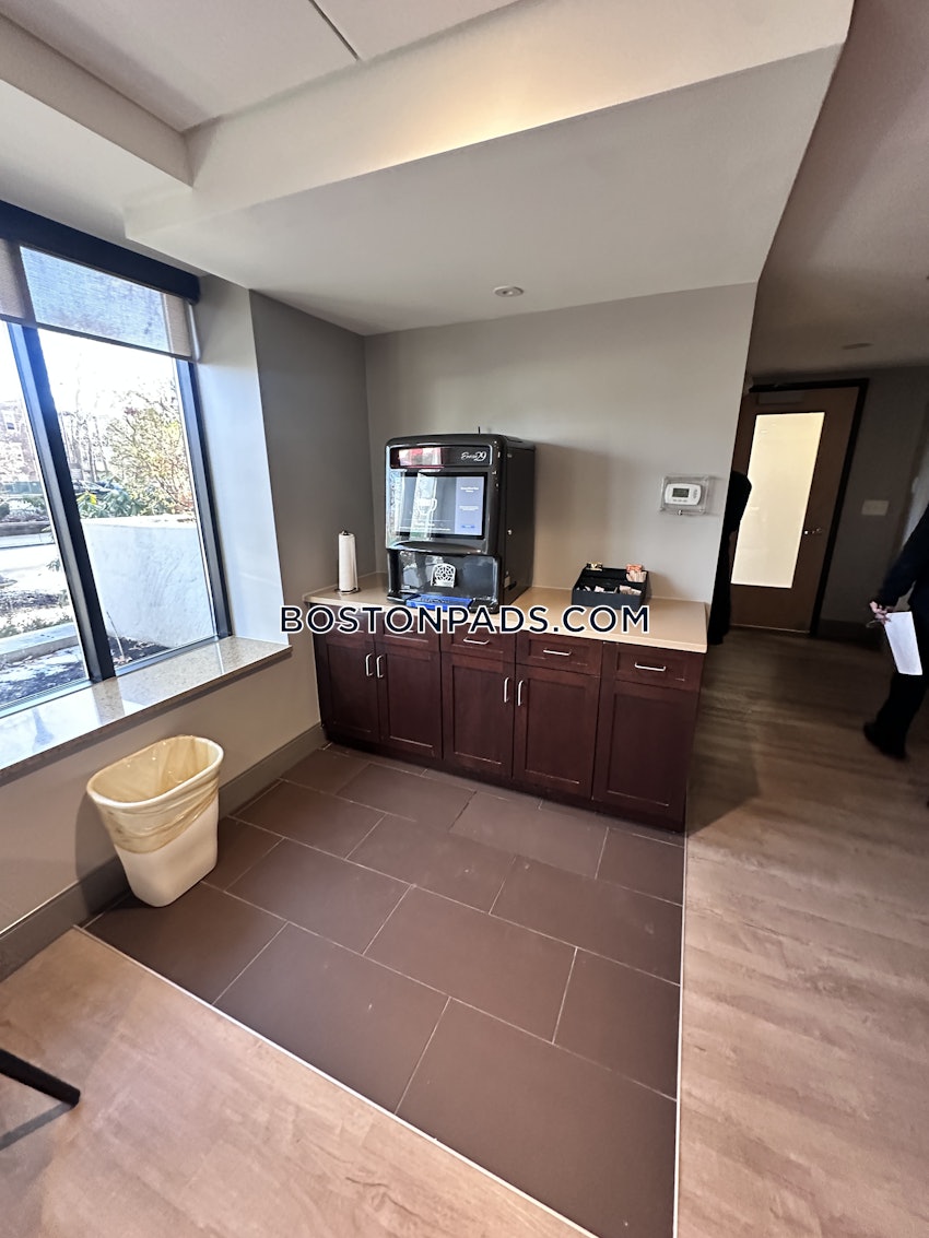 BOSTON - BRIGHTON- WASHINGTON ST./ ALLSTON ST. - 3 Beds, 1 Bath - Image 7