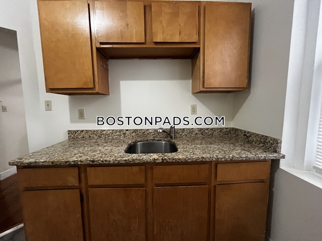 Boston - $2,150+ /mo