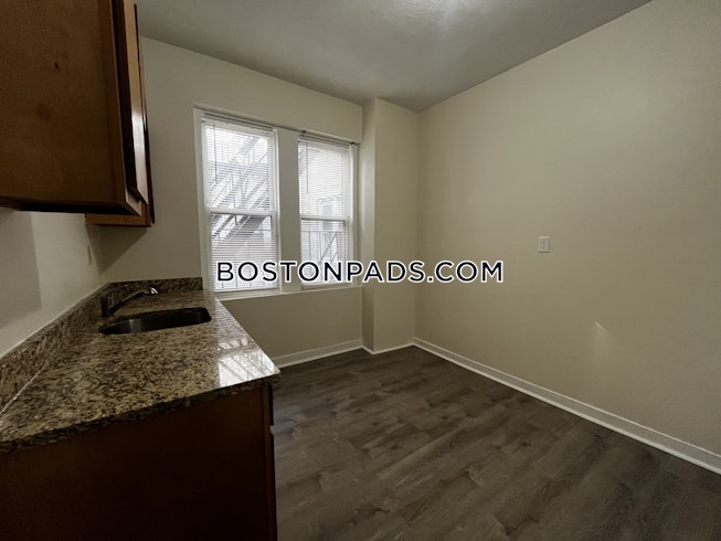 Boston - $2,150+ /mo