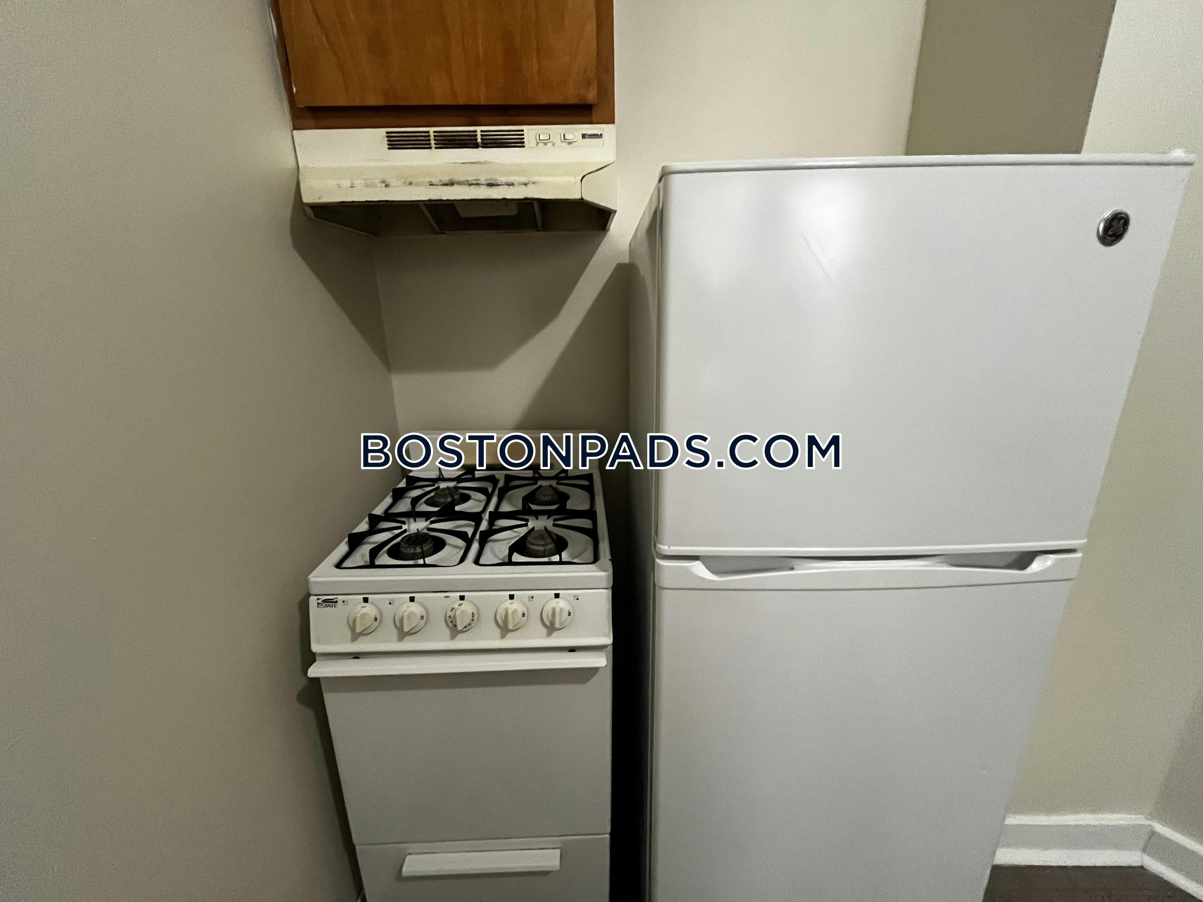 Boston - 1 Beds, 1 Baths