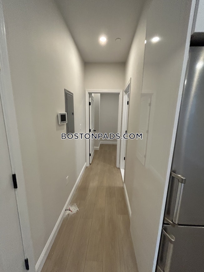 Boston - $3,900+ /mo