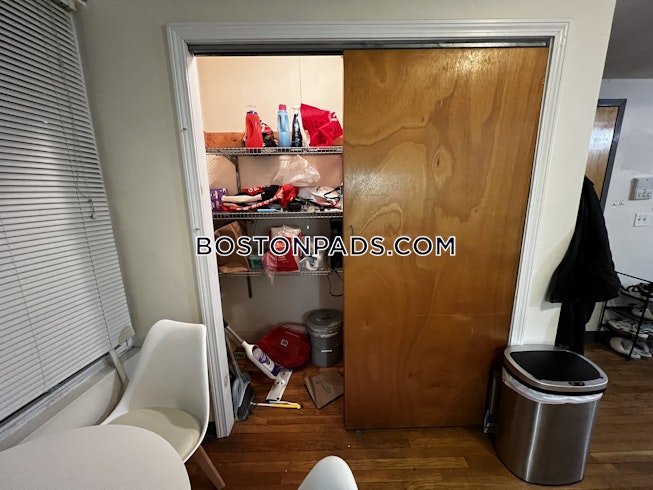 Boston - $3,300+ /mo