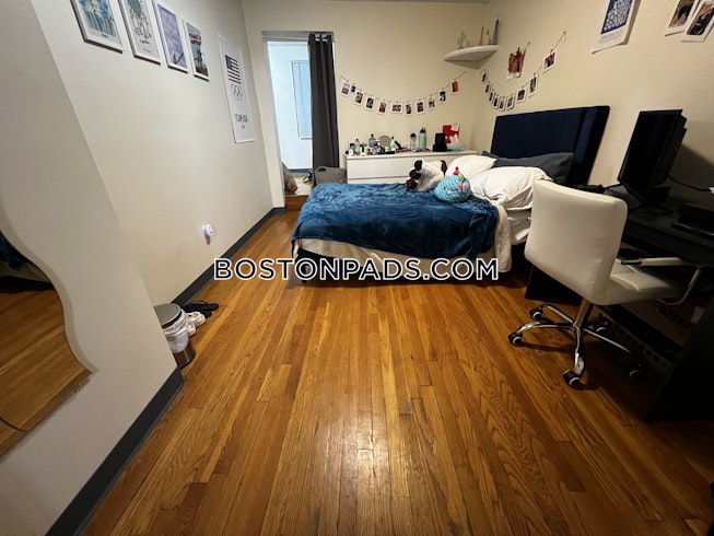Boston - $3,300+ /mo