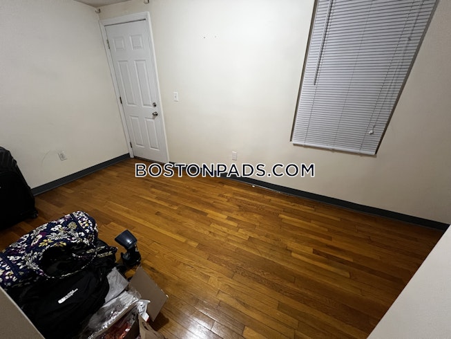 Boston - $3,300+ /mo