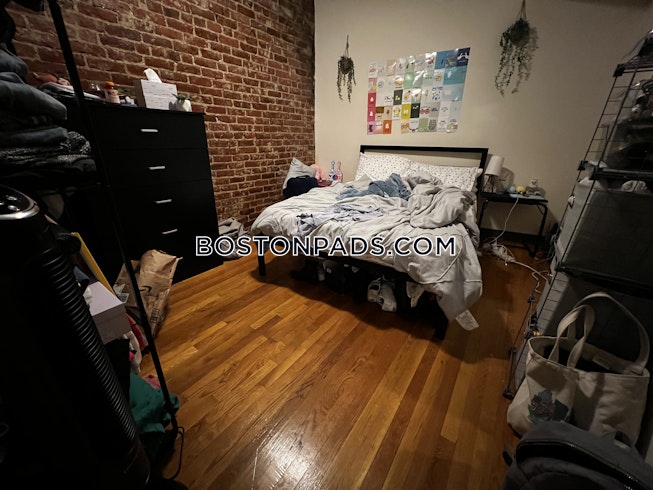 Boston - $3,300+ /mo