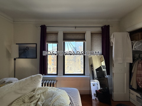 Park Dr. Boston photo 8