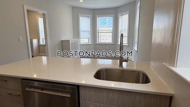 Boston - $3,150+ /mo