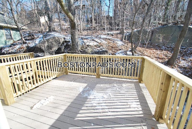 Boston - $4,800+ /mo