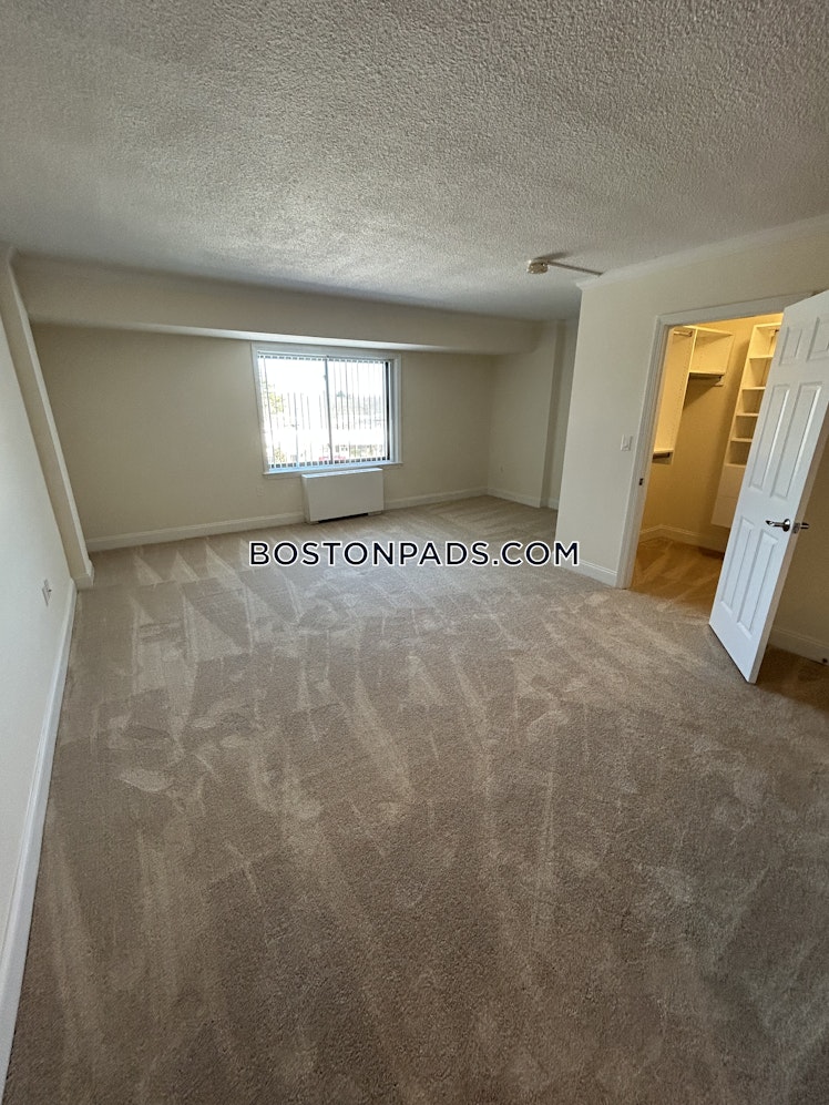 Worcester Rd., Framingham