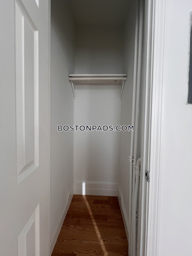 Boston - $3,800+ /mo