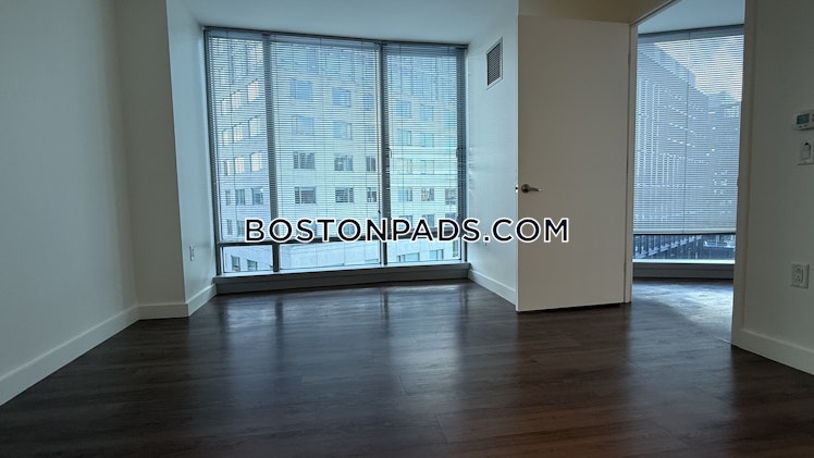 Boylston St., Boston