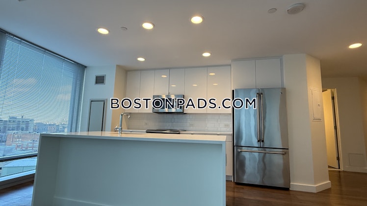 Boylston St., Boston