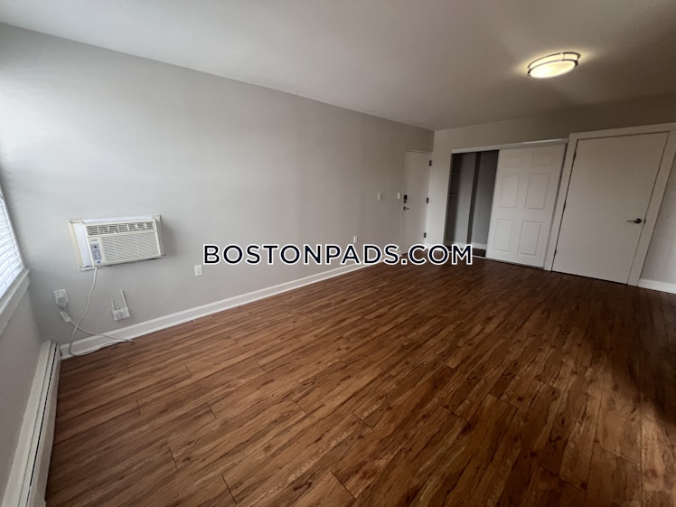 Bronsdon St., Boston