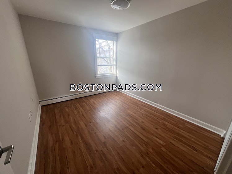 Bronsdon St., Boston