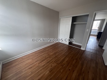 Boston - $2,915