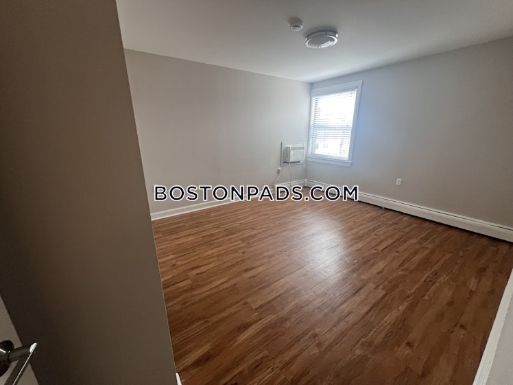 Bronsdon St., Boston