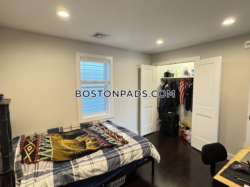 Boston - $8,400+ /month